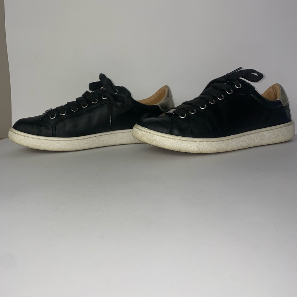 Ugg leather sneakers black and silver size 10